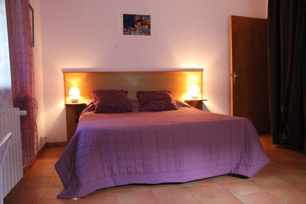 Chambre d'Hôte Chez Antoinette et Charles Santo-Pietro-di-Venaco Quarto foto